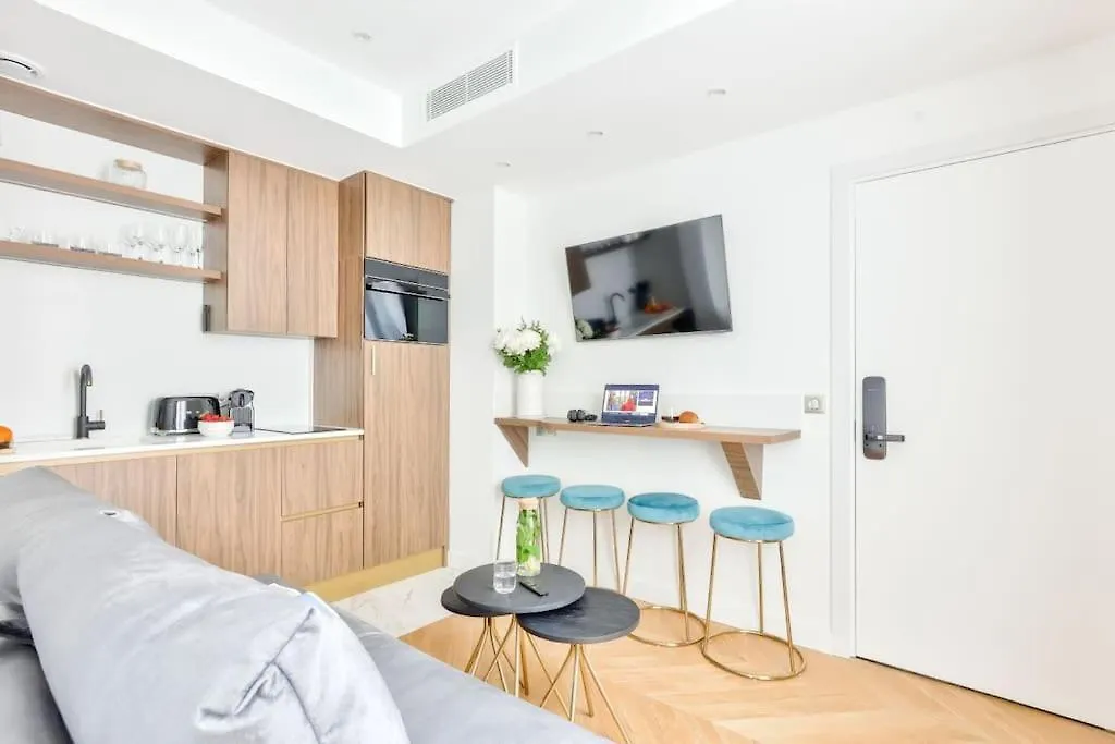 Terrace Getaway - Le Marais - With Ac Daire Paris